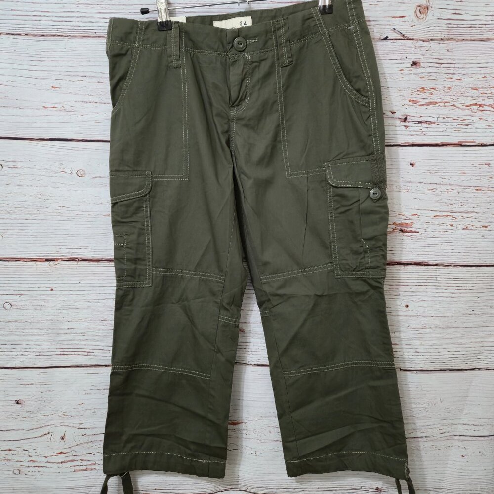 #201 NWT Old Navy Olive Green Drawing Capris